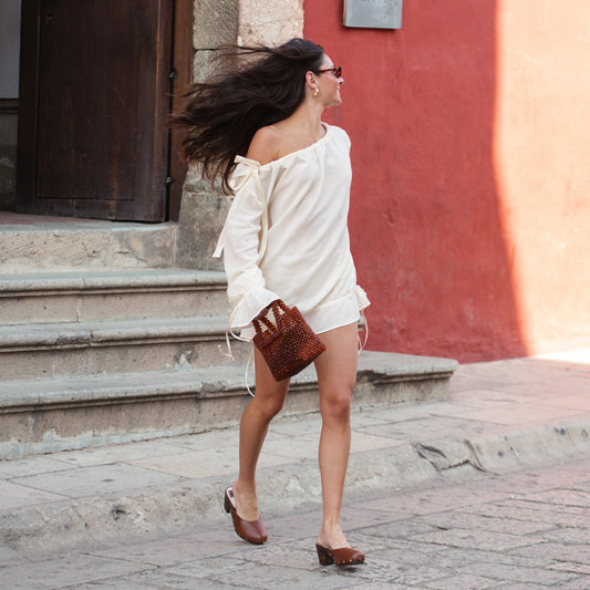 CAMYN HEELS BROWN LEATHER
– Dolce Vita