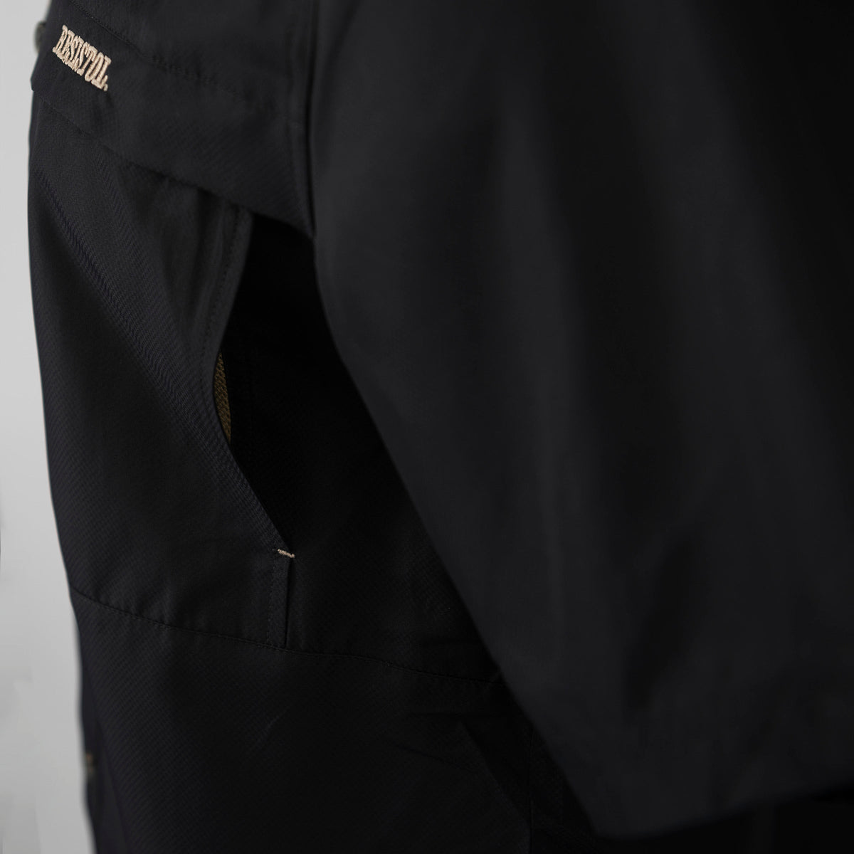 MicroFiber Caviar Half Sleeve