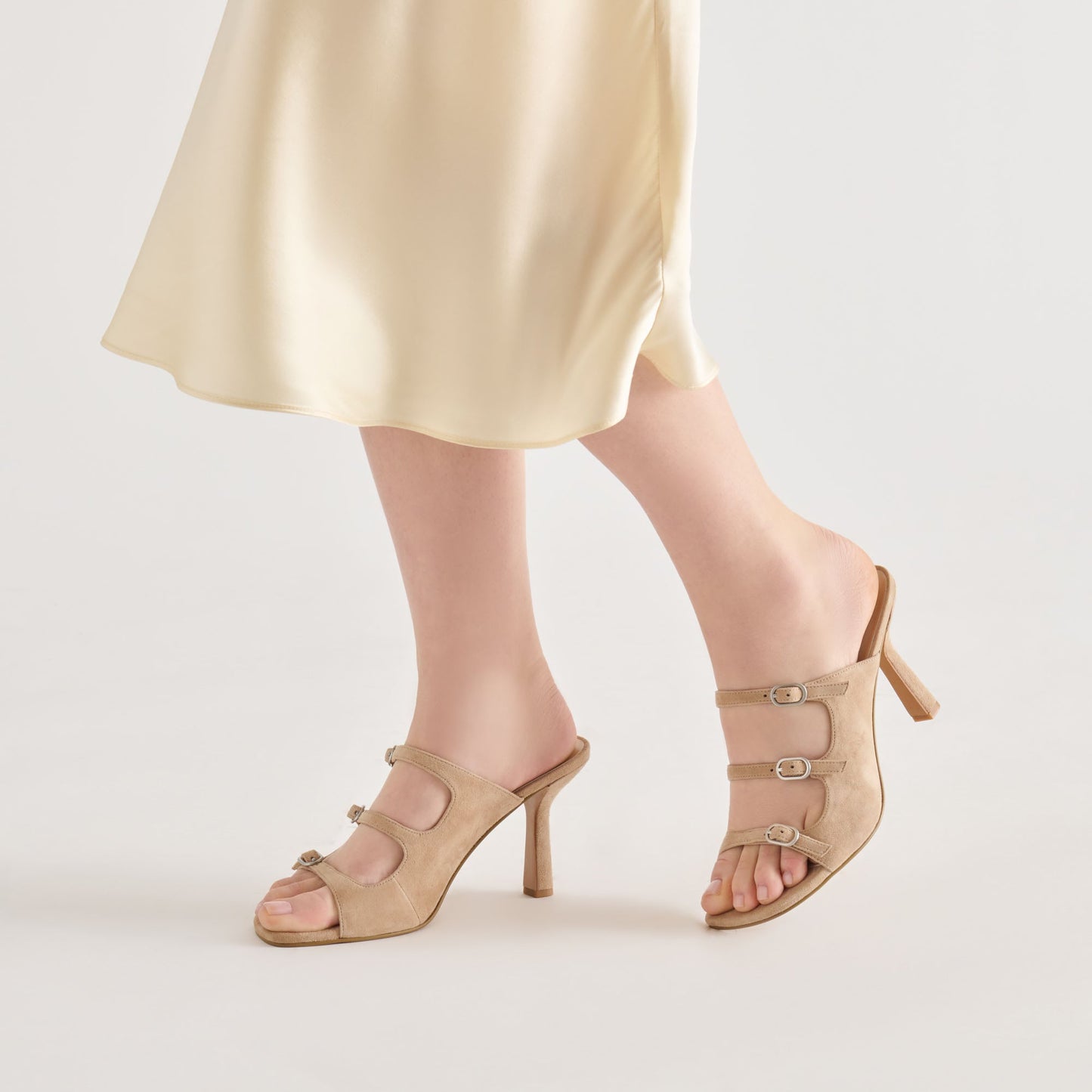 NEKO HEELS CAMEL SUEDE
 – Dolce Vita