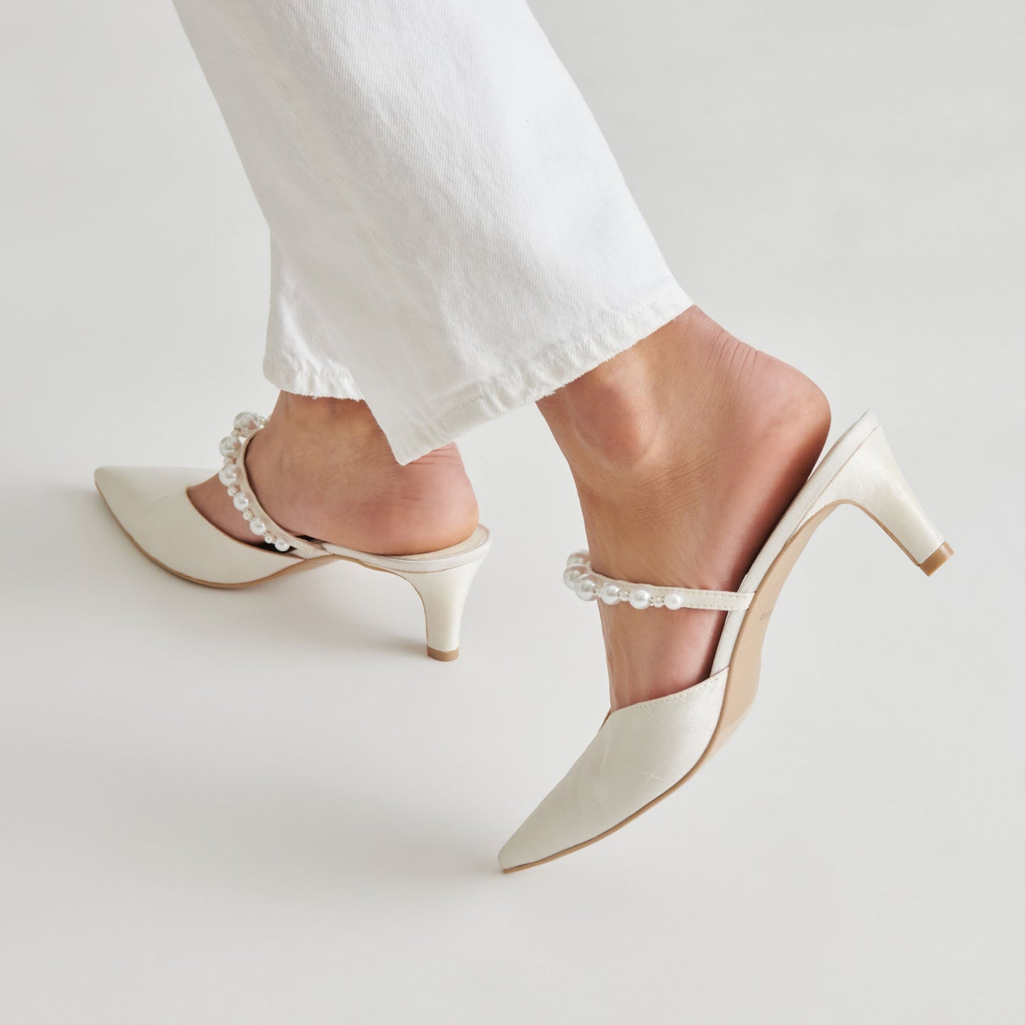 Kanika Pearl Mid Vanilla Pearl Heels
