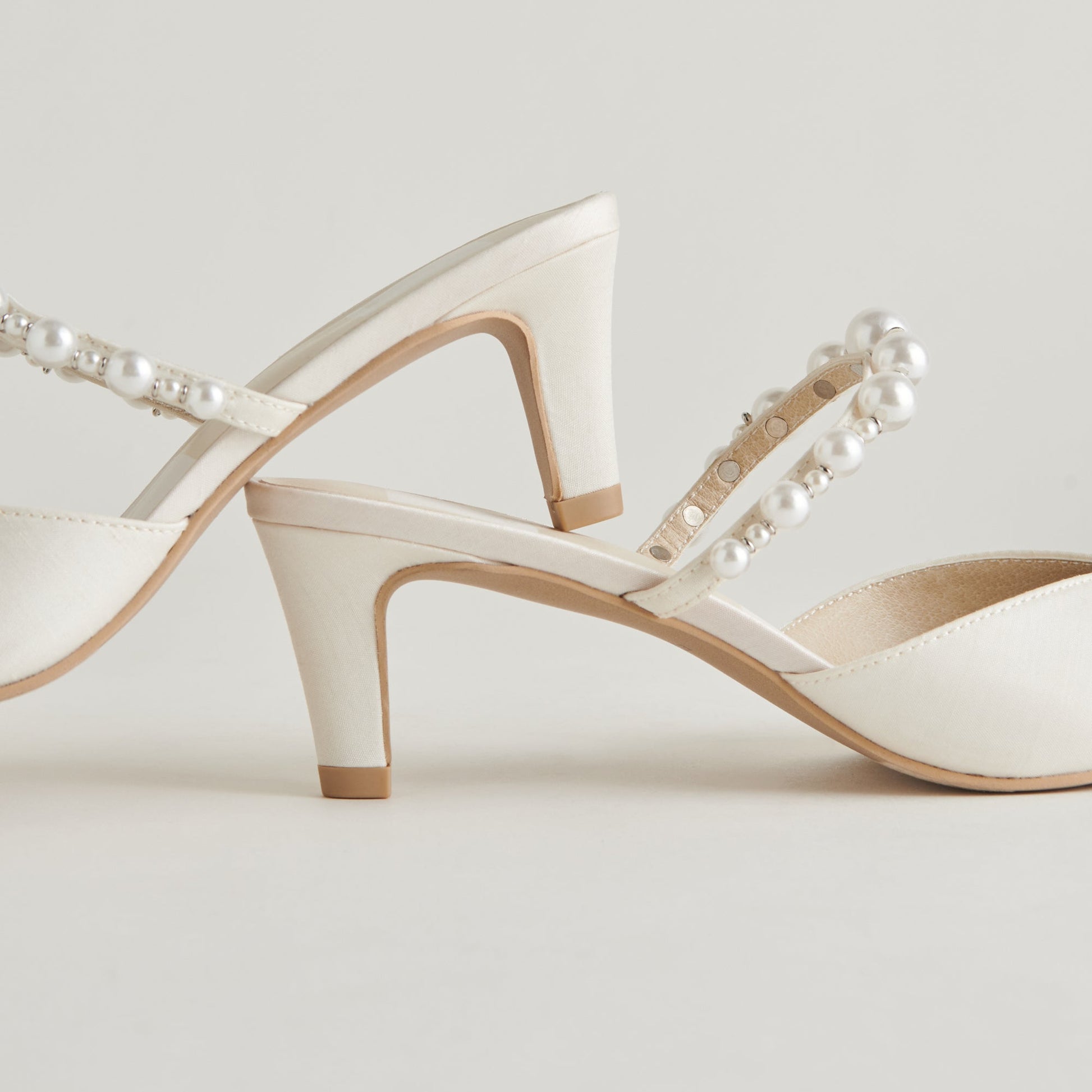 Kanika Pearl Mid Vanilla Pearl Heels