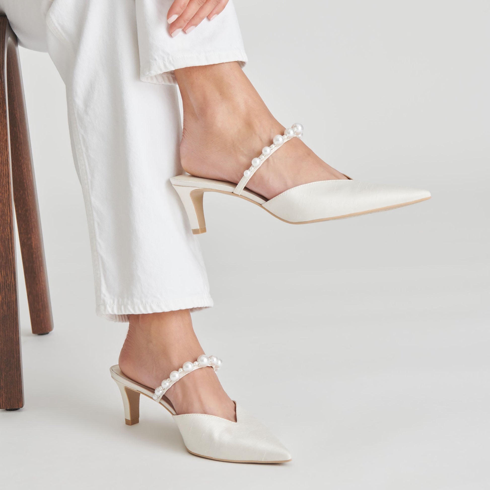 Kanika Pearl Mid Vanilla Pearl Heels