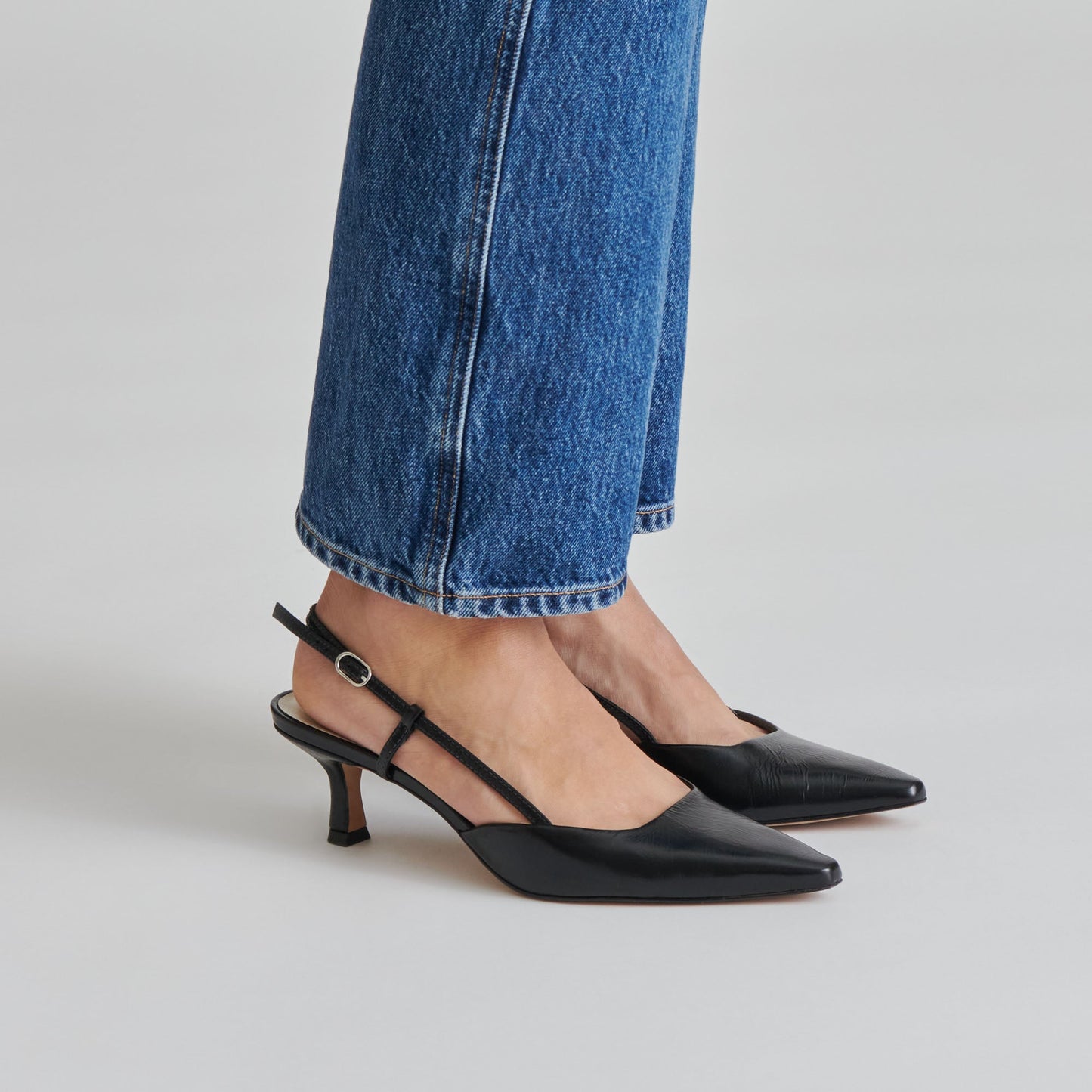 ODELA HEELS MIDNIGHT CRINKLE PATENT
 – Dolce Vita