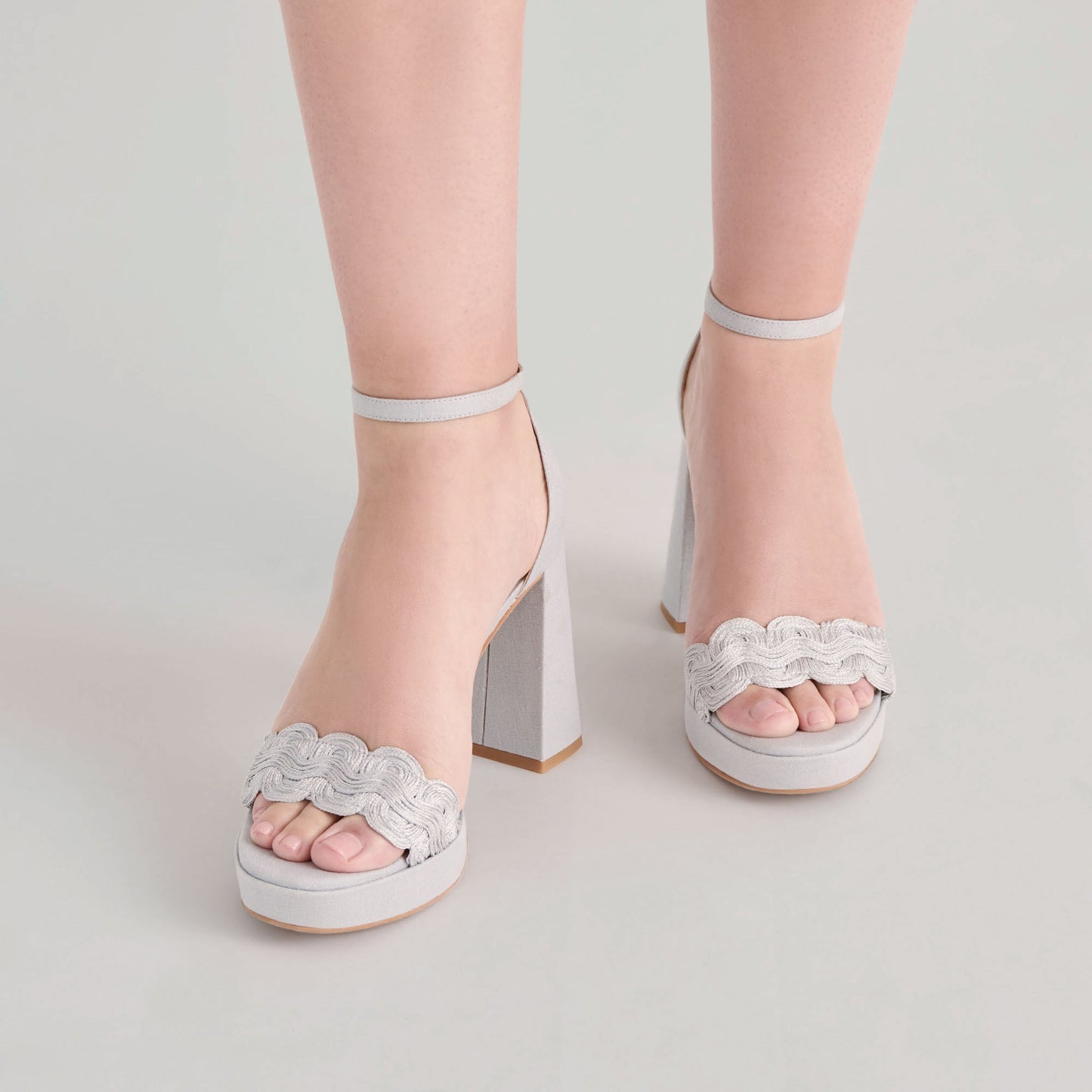 PELTIN HEELS GREY WOVEN RAFFIA
 – Dolce Vita