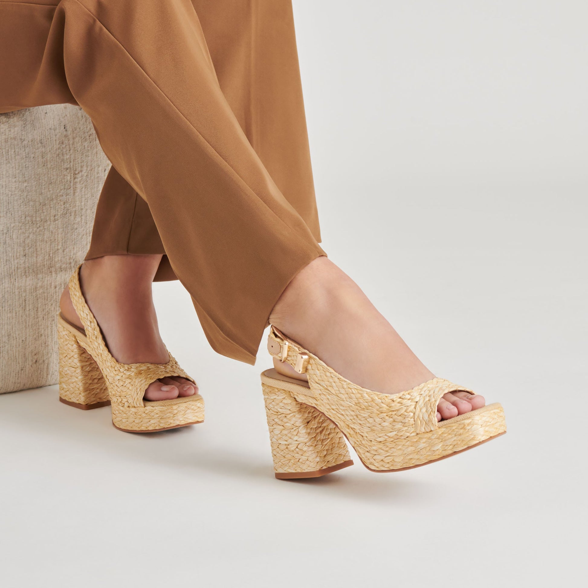 FLORES HEELS NATURAL RAFFIA
 – Dolce Vita