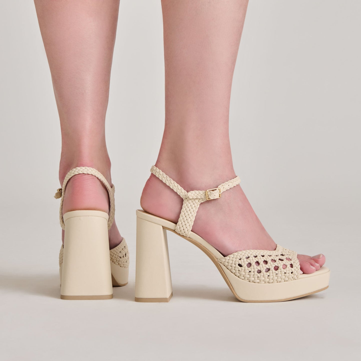 PEYTEN HEELS CREME WOVEN STELLA
 – Dolce Vita