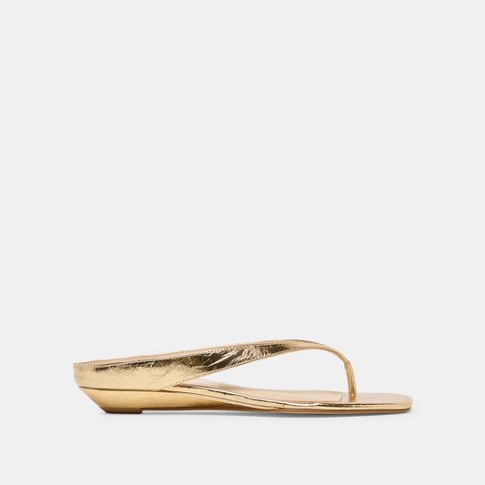 GIZEL Gold Crinkle Patent Thong Square-Toe Sandals