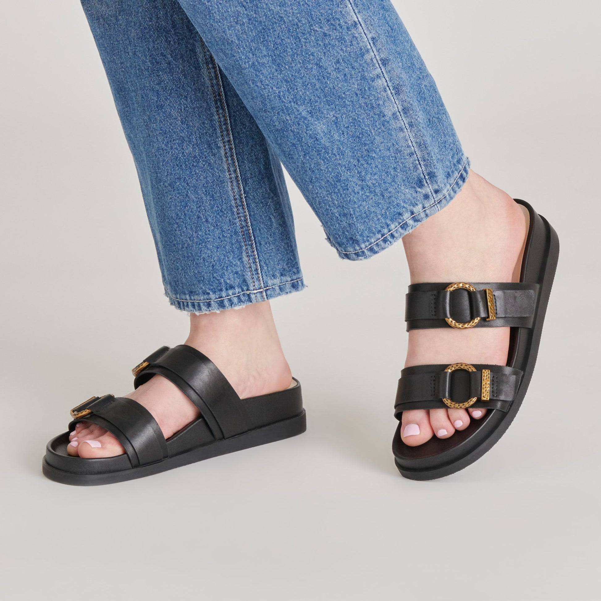 SOYA SANDALS BLACK STELLA
 – Dolce Vita