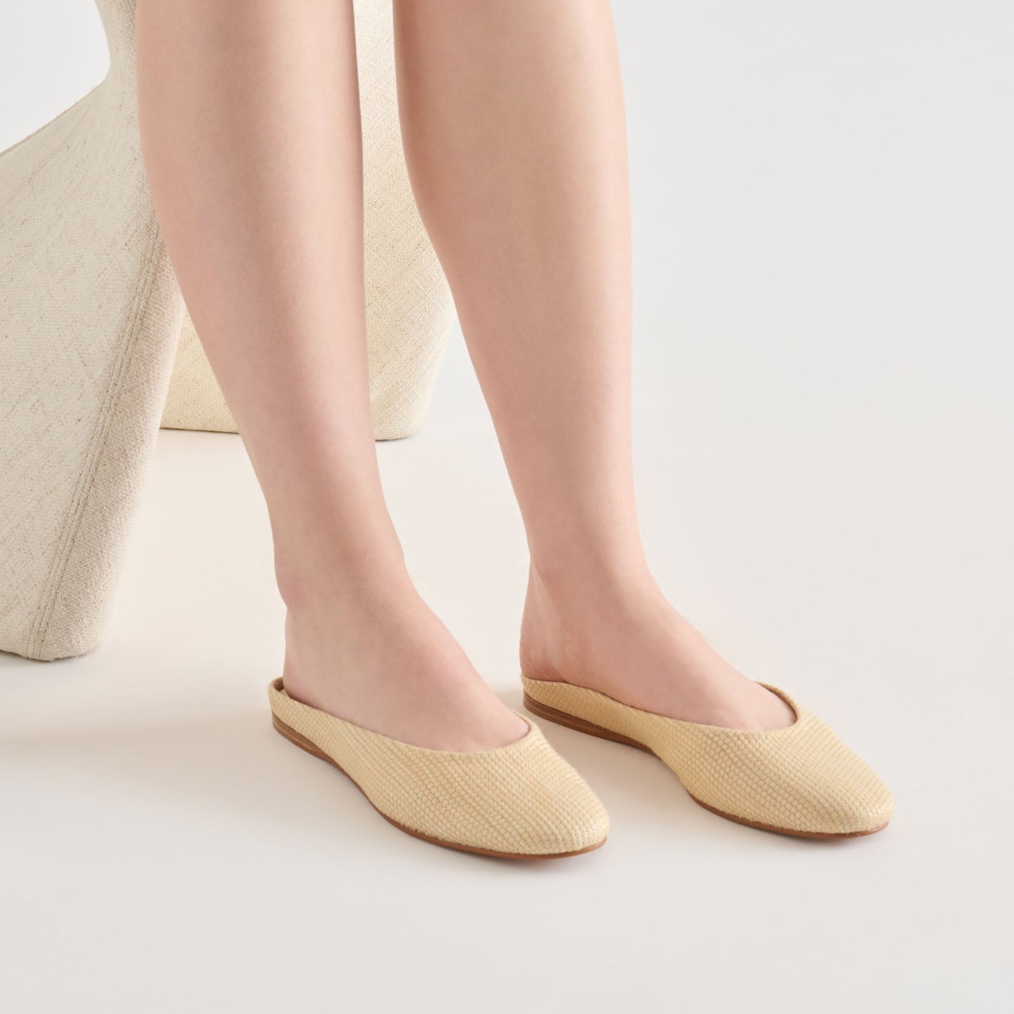 Eila Lt Natural Raffia Flats