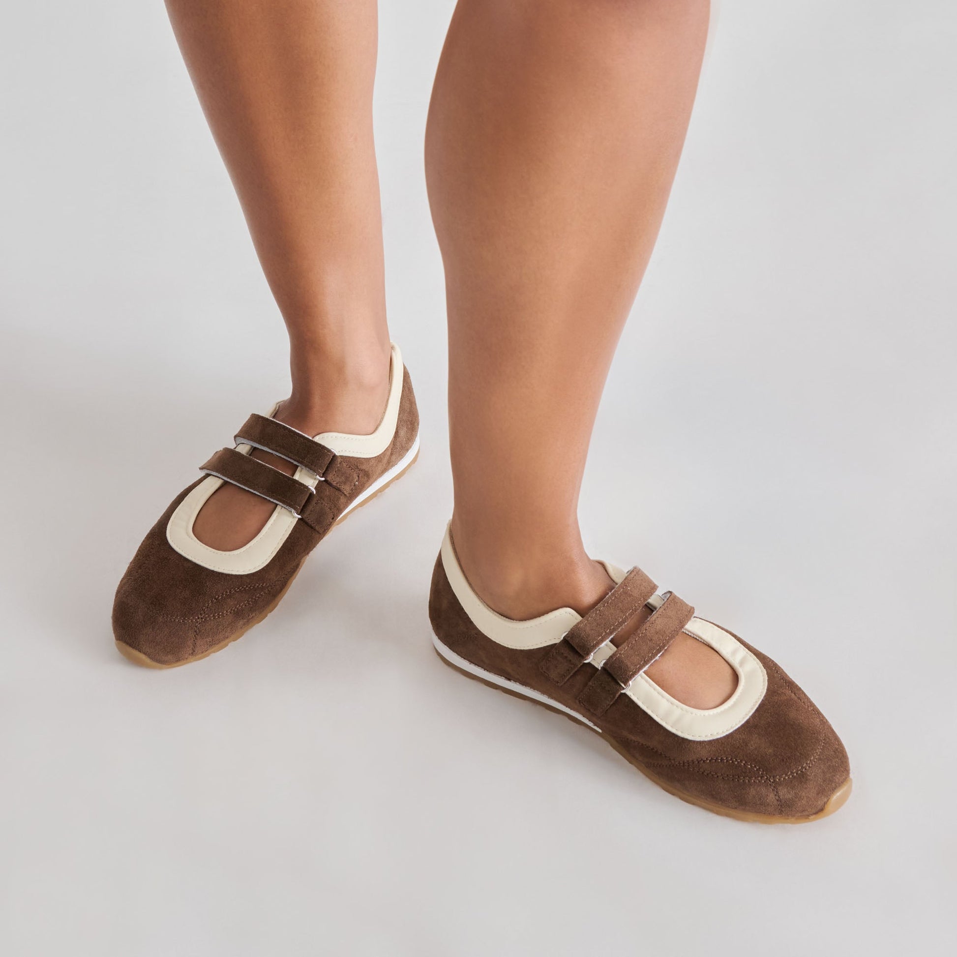 Swan Dk Brown Suede Sneakers