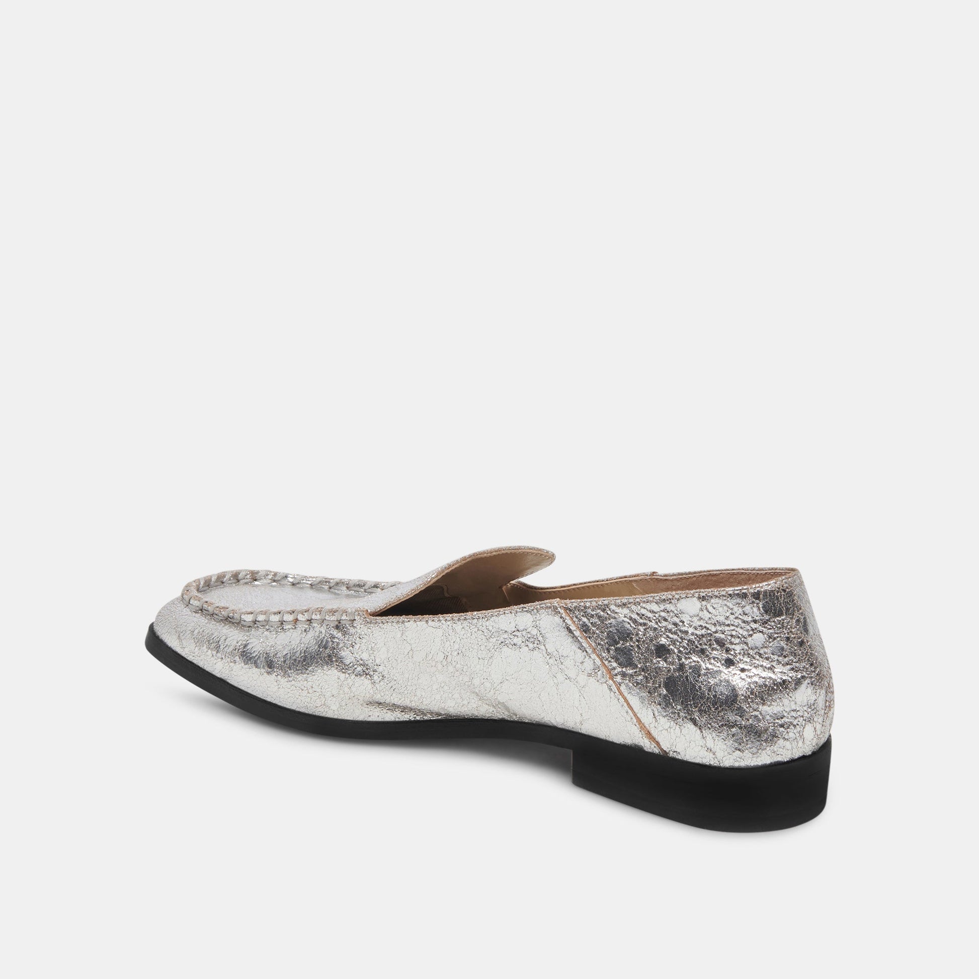 Beny Flats Silver Distressed Leather | Silver Leather Flats for Women
 – Dolce Vita