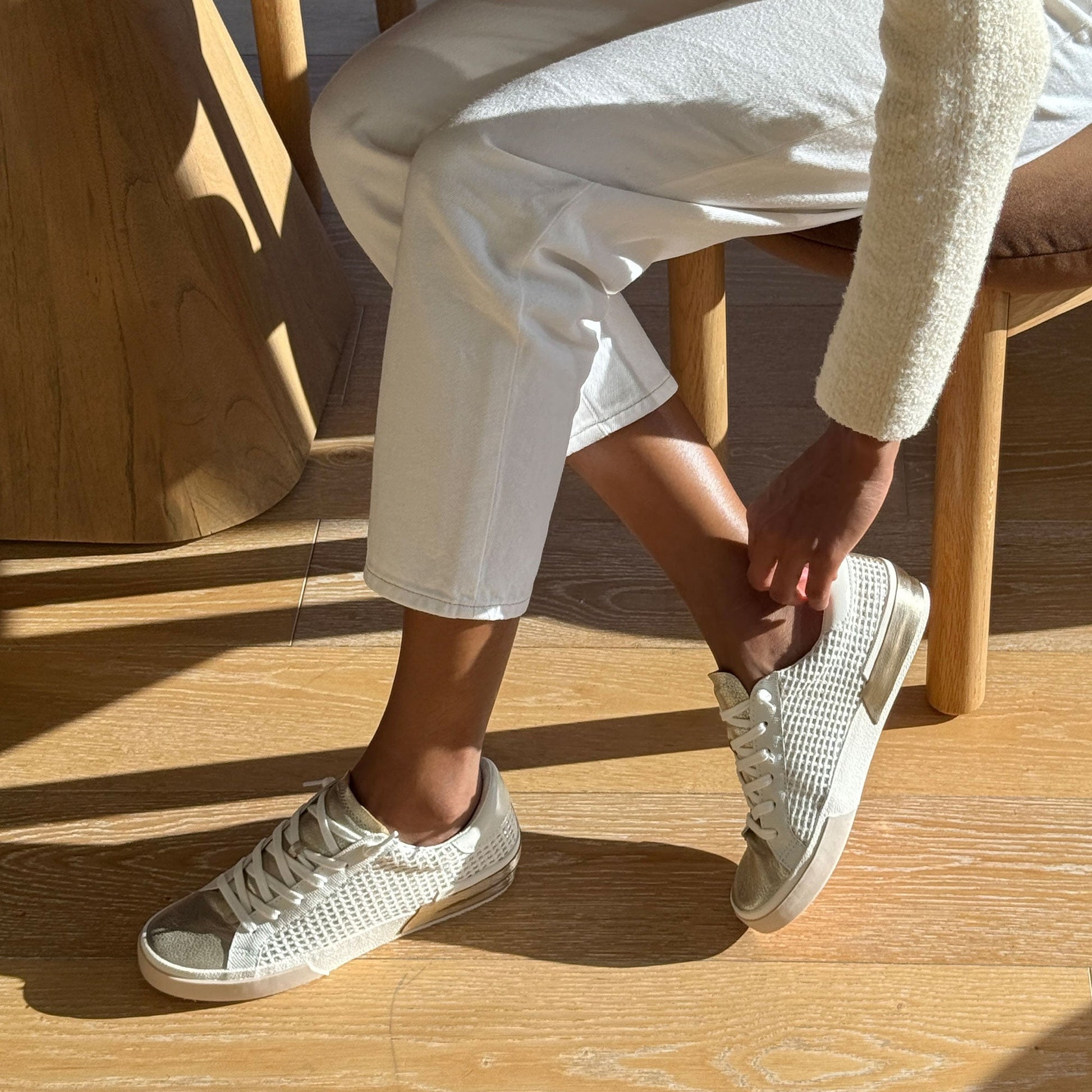 ZINA SNEAKERS BONE GOLD WOVEN
 – Dolce Vita