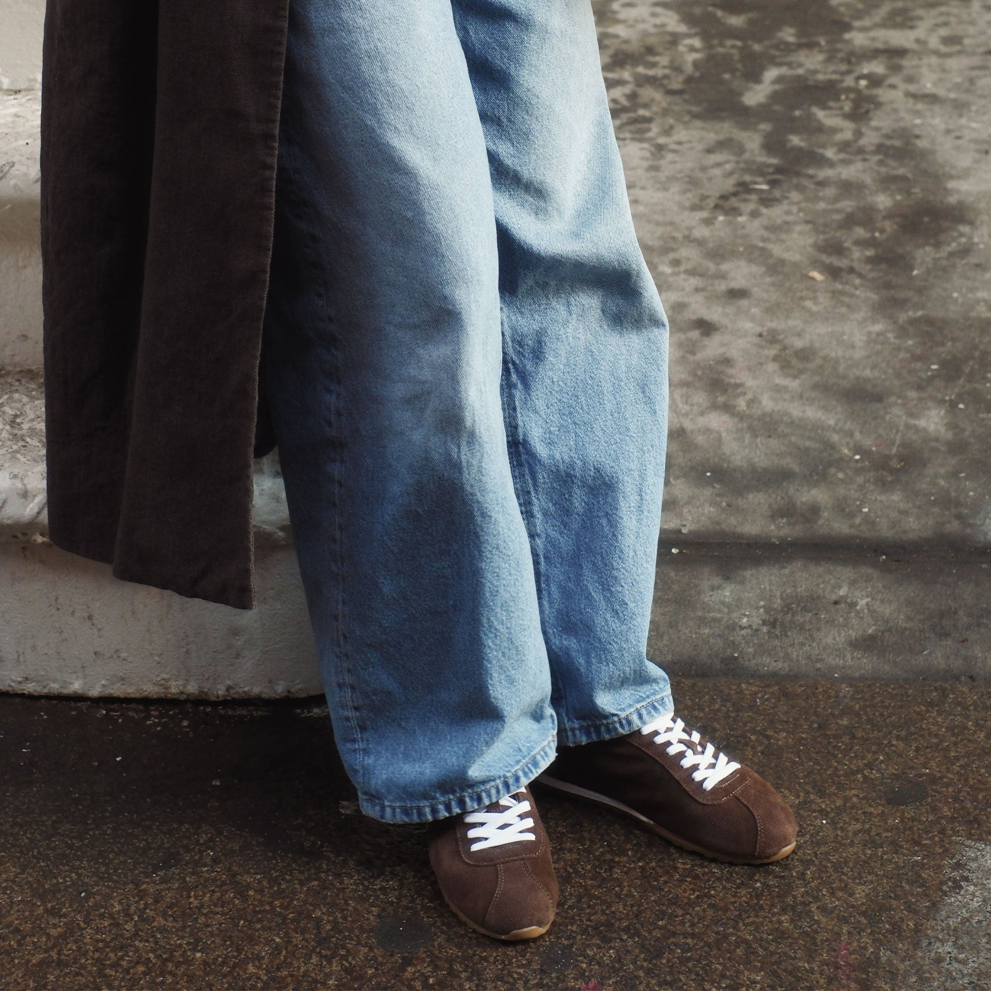 Serina Dk Brown Suede Sneakers