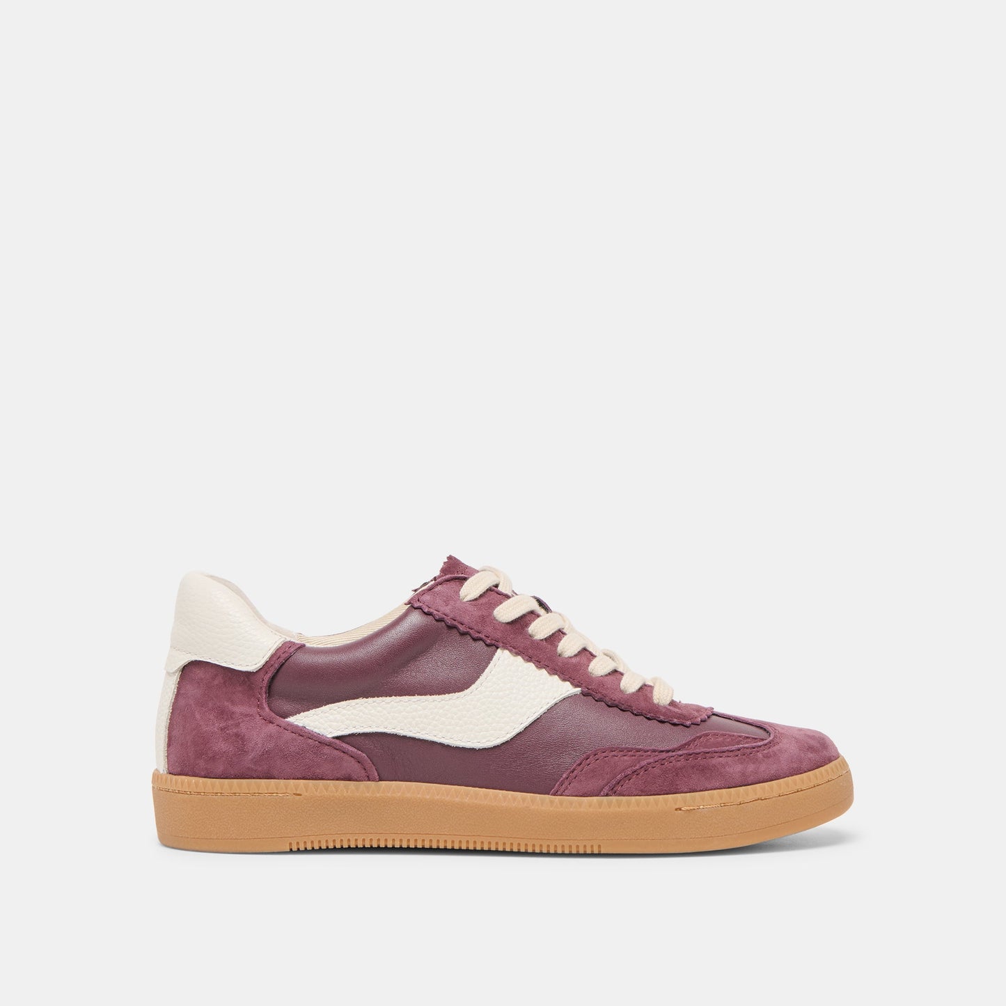 NOTICE SNEAKERS CRANBERRY SUEDE
 – Dolce Vita