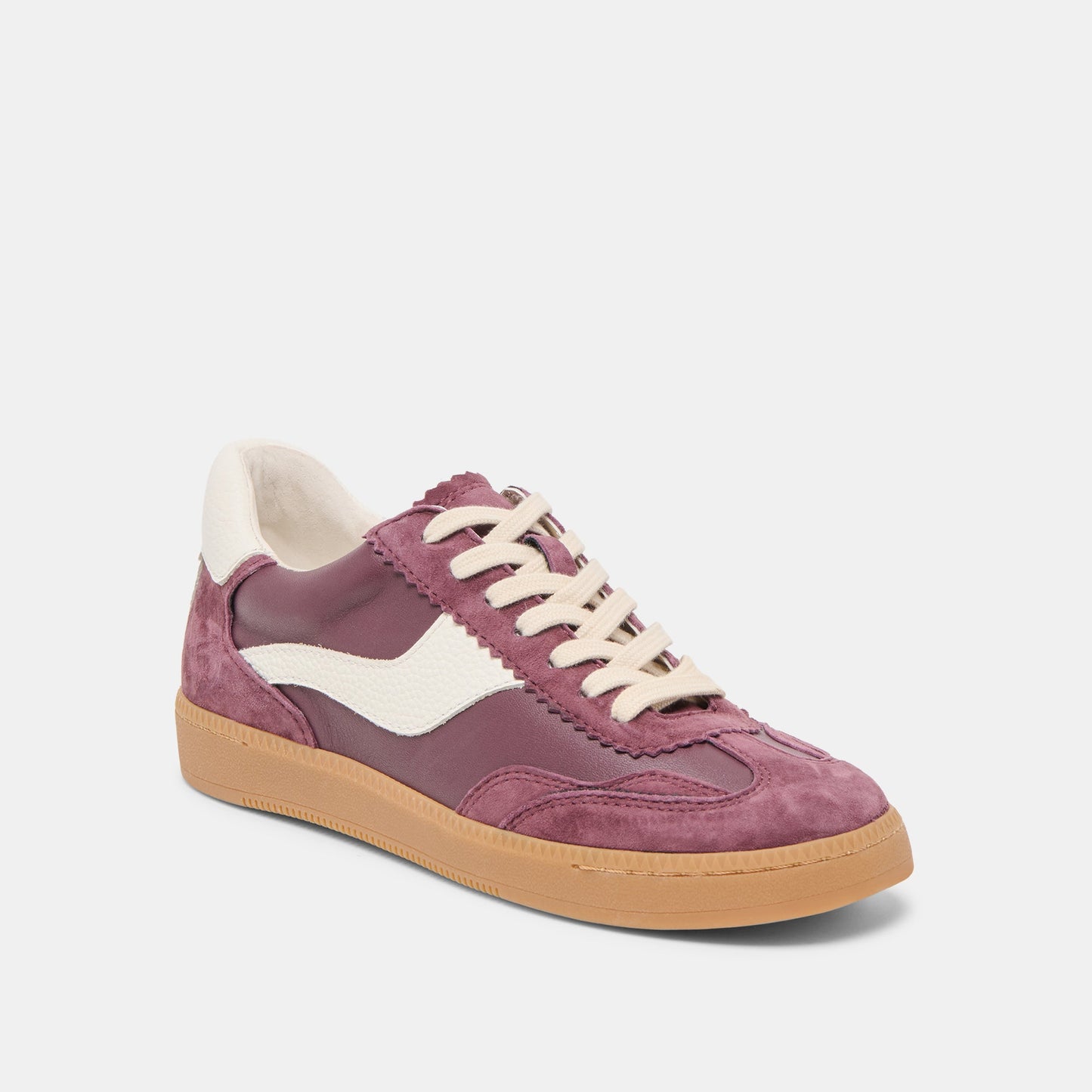 NOTICE SNEAKERS CRANBERRY SUEDE
 – Dolce Vita