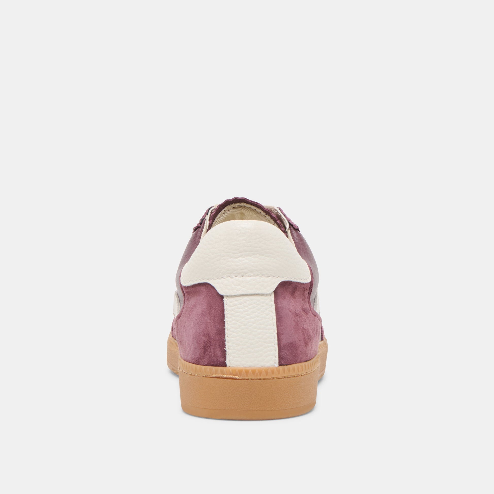 NOTICE SNEAKERS CRANBERRY SUEDE
 – Dolce Vita
