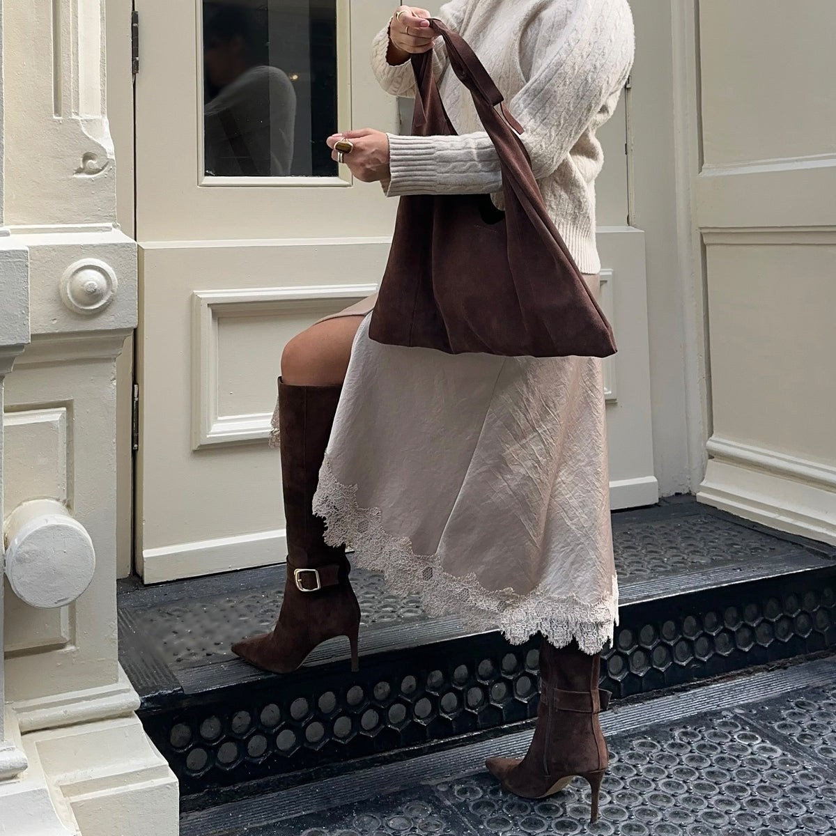 KINZY BOOTS DK BROWN SUEDE
 – Dolce Vita
