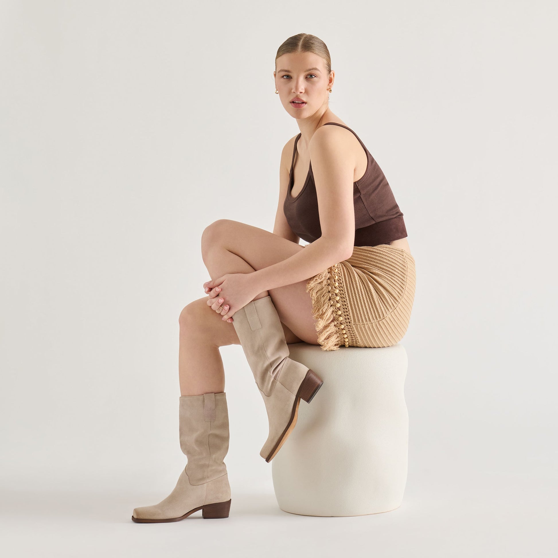 Romie Lt Taupe Suede Boots