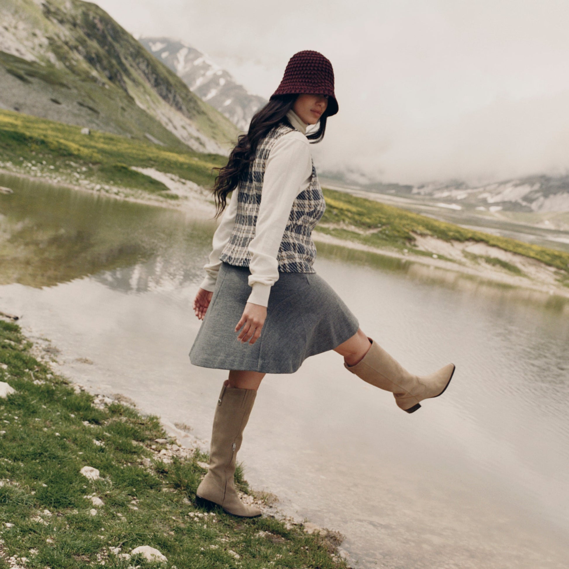 Virona H2O Waterproof Dk Taupe Suede Boots