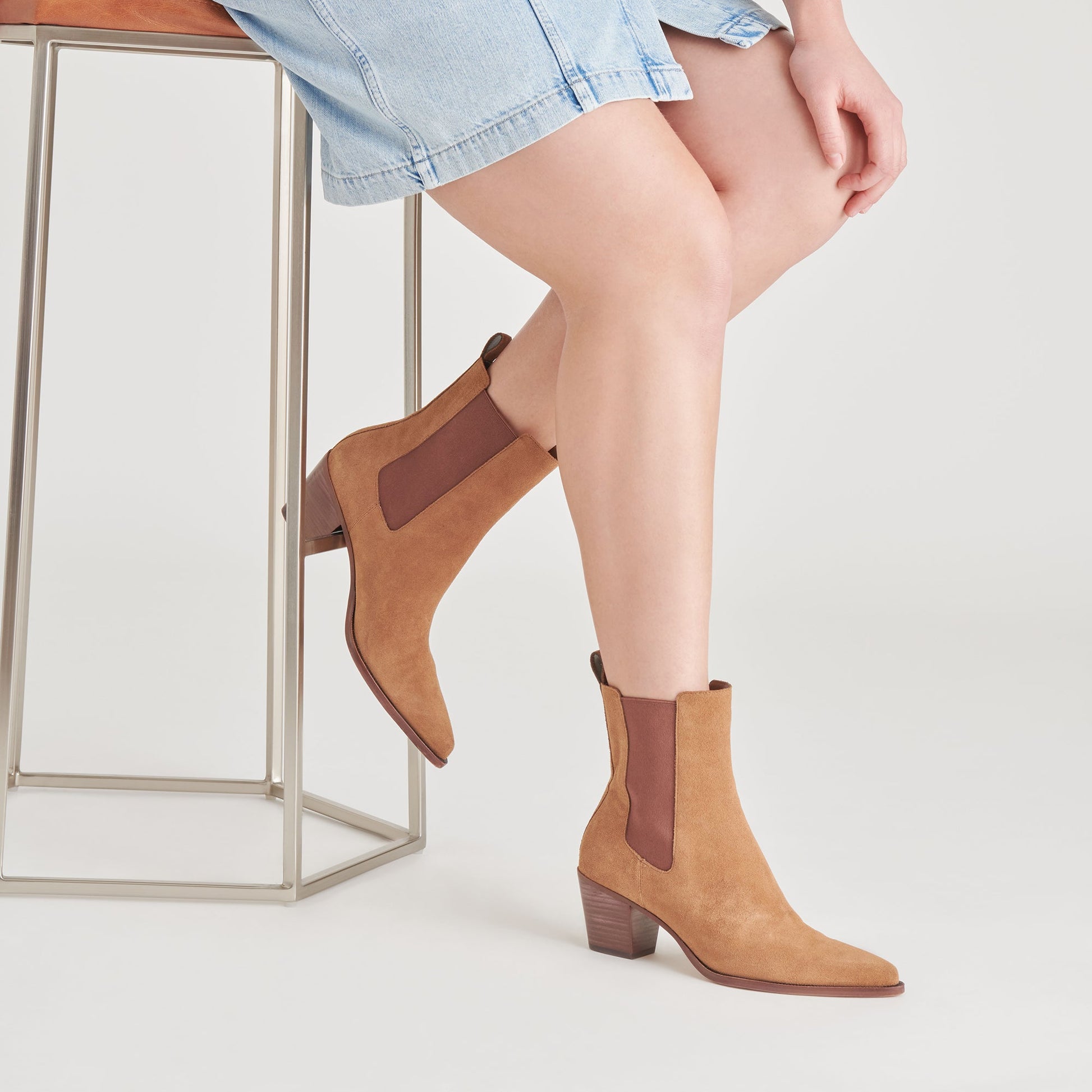 SHADIE H2O BOOTIES BROWN SUEDE
 – Dolce Vita
