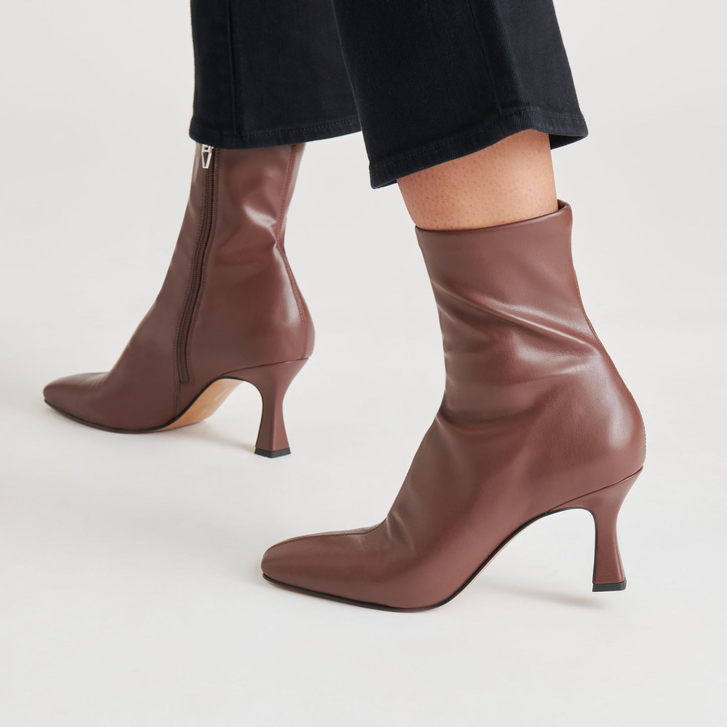 GLAMOR BOOTS CHOCOLATE STELLA
 – Dolce Vita