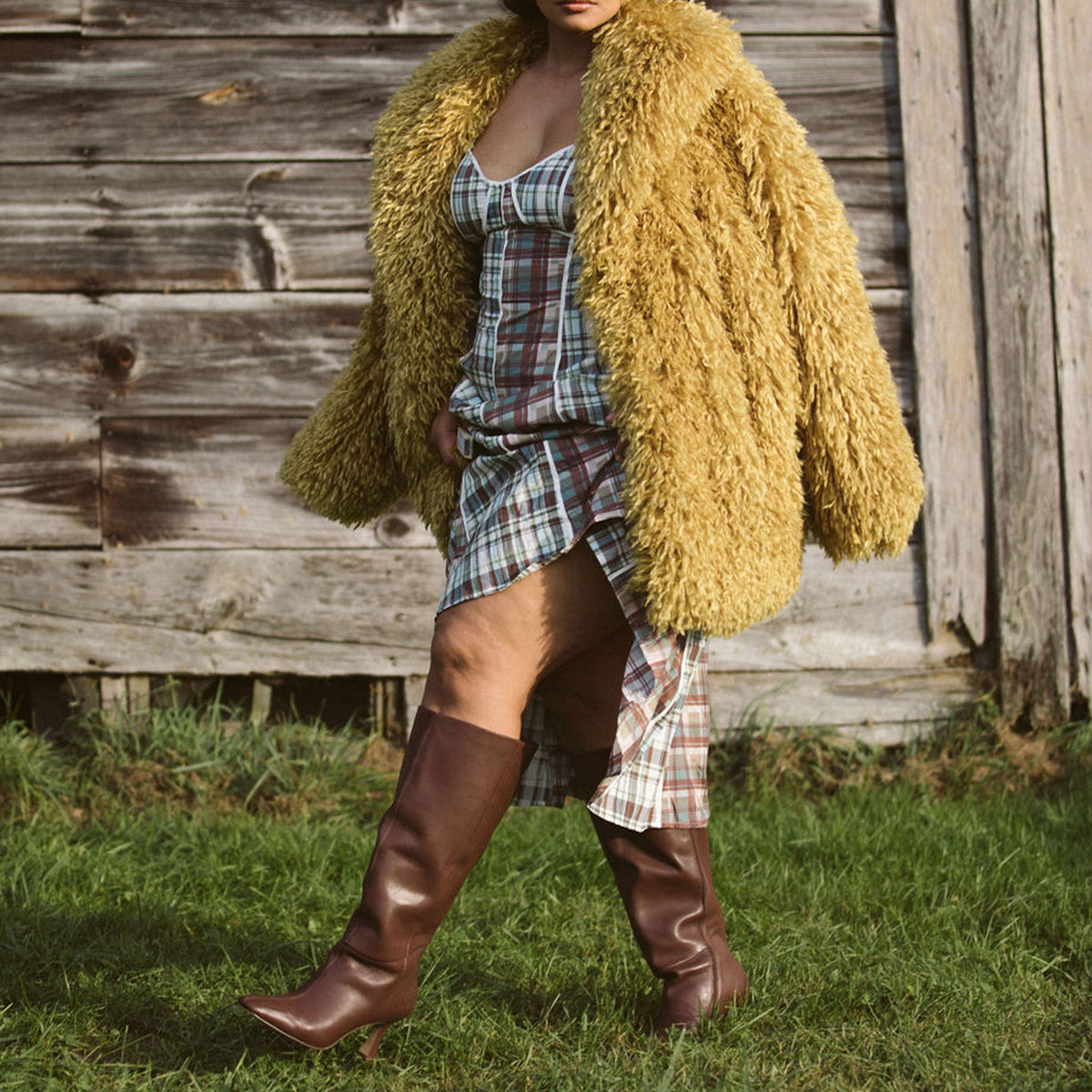 GYRA WIDE CALF BOOTS CHOCOLATE LEATHER
 – Dolce Vita