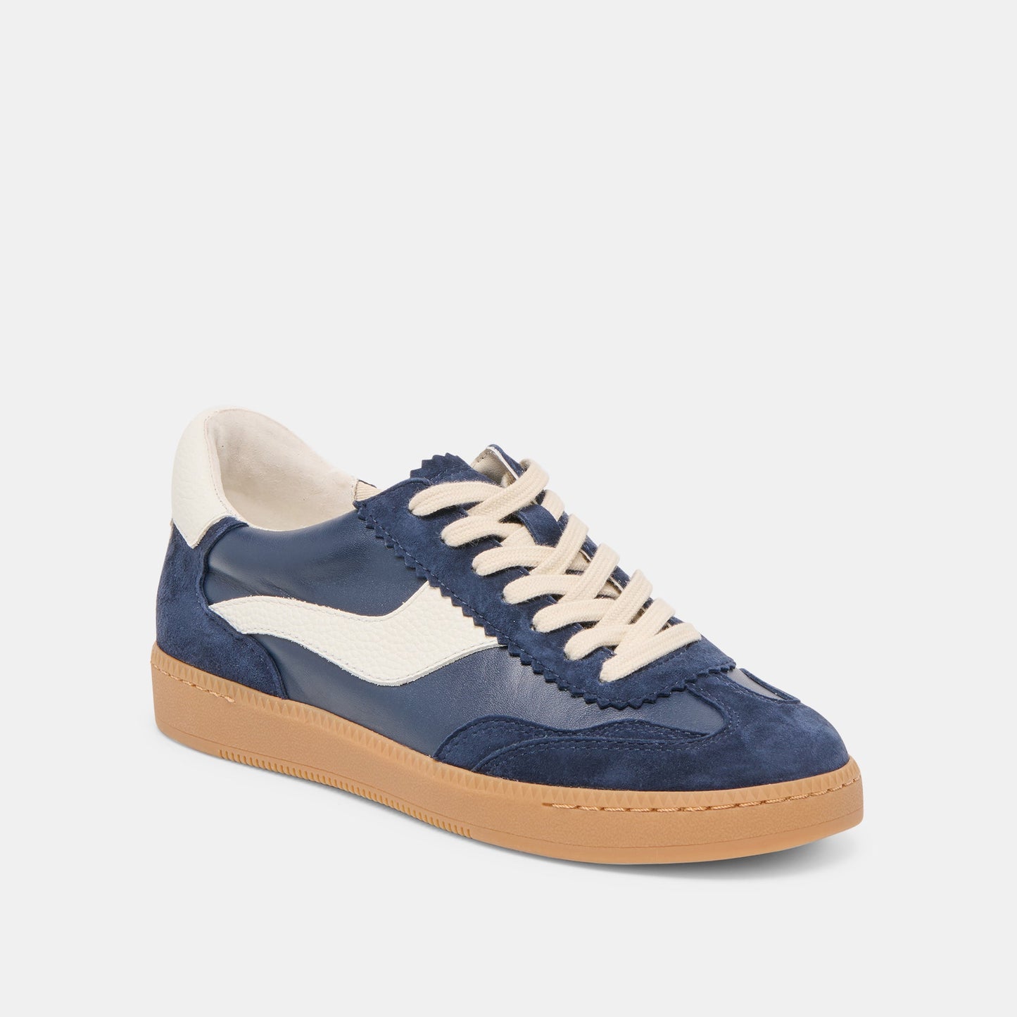 NOTICE SNEAKERS NAVY SUEDE
 – Dolce Vita