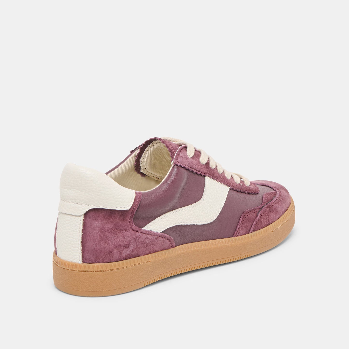 NOTICE SNEAKERS CRANBERRY SUEDE
 – Dolce Vita