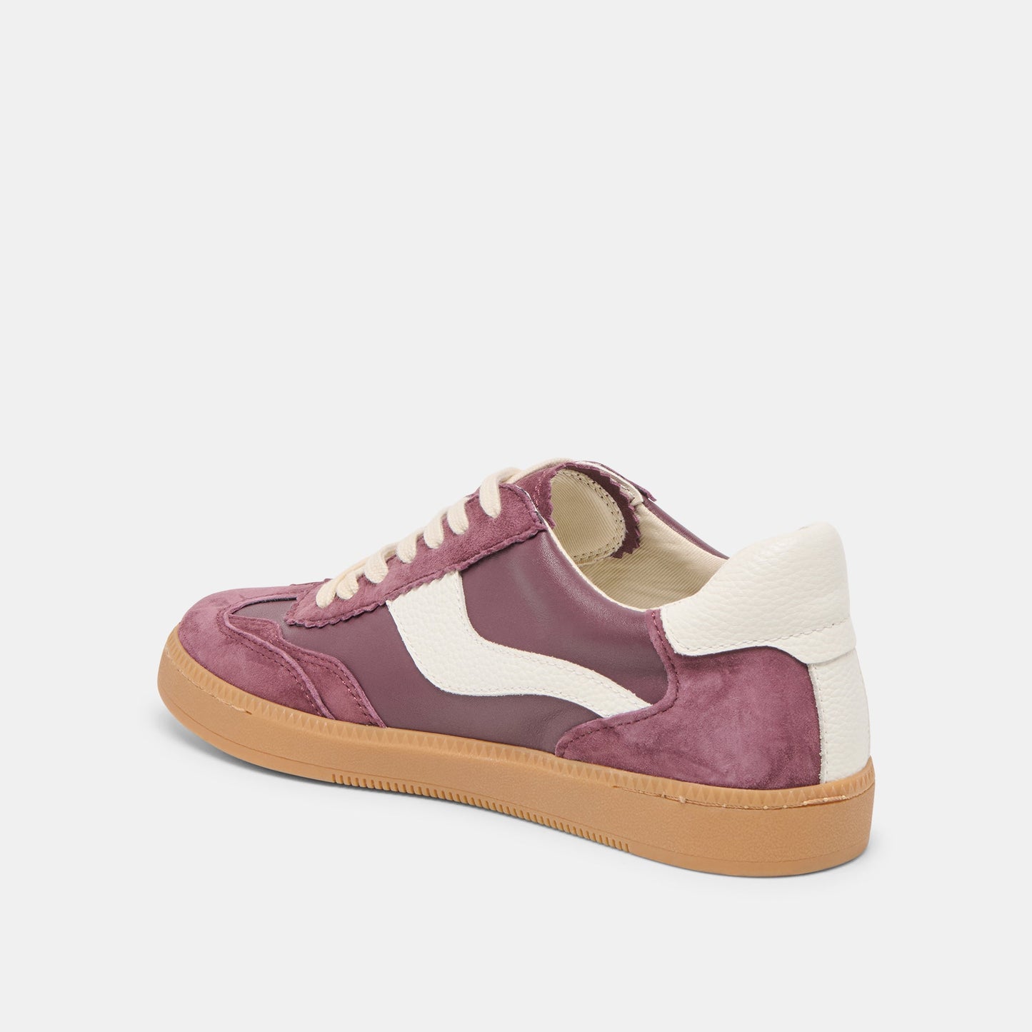 NOTICE SNEAKERS CRANBERRY SUEDE
 – Dolce Vita