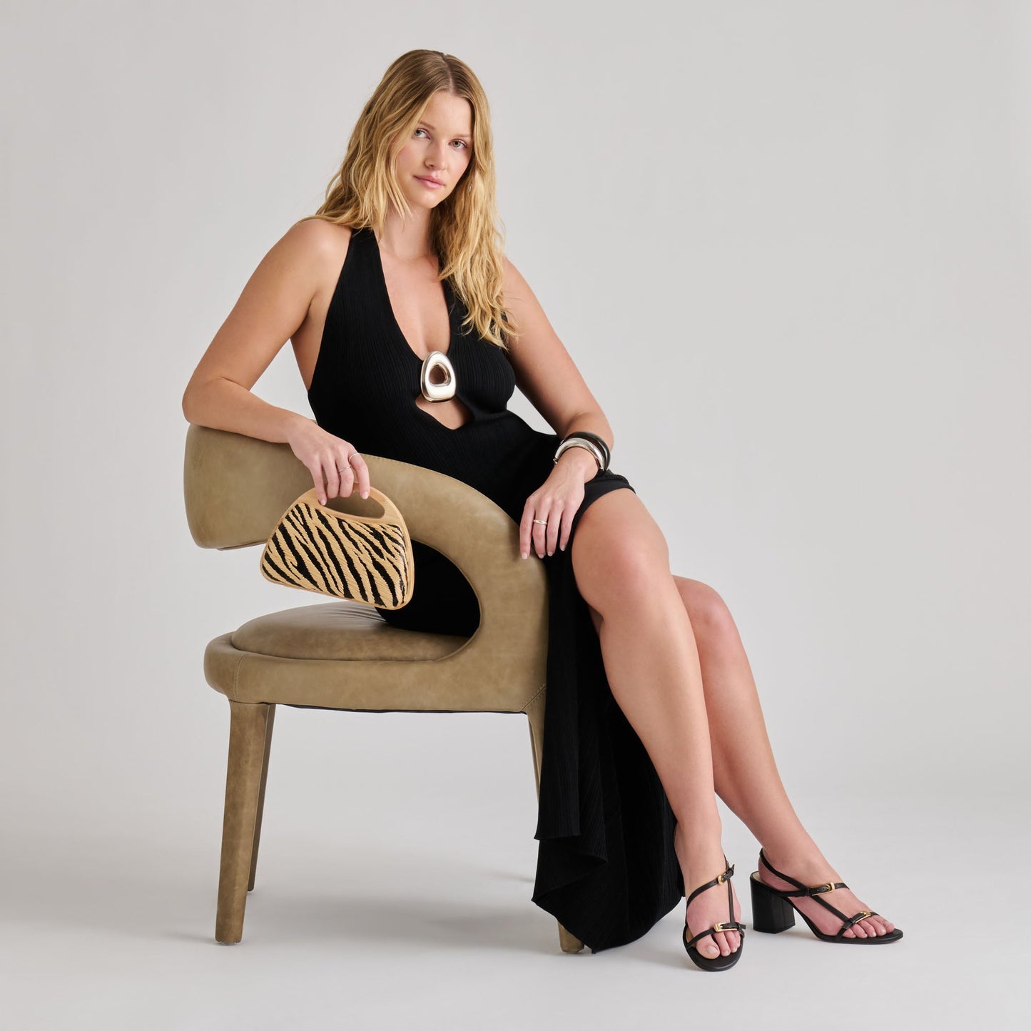 Maelie Black Natural Zebra Raffia Handbag