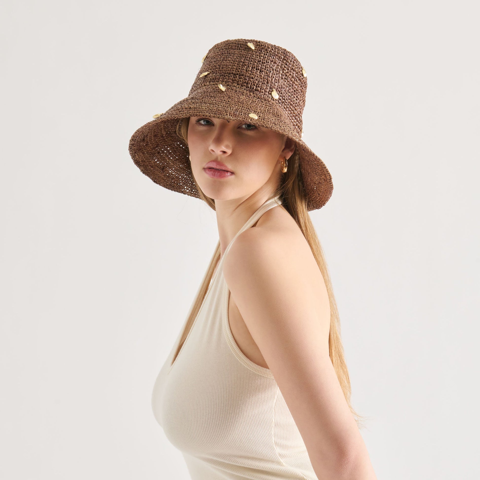 STRAW CLOCHE WITH CHARMS BROWN
 – Dolce Vita